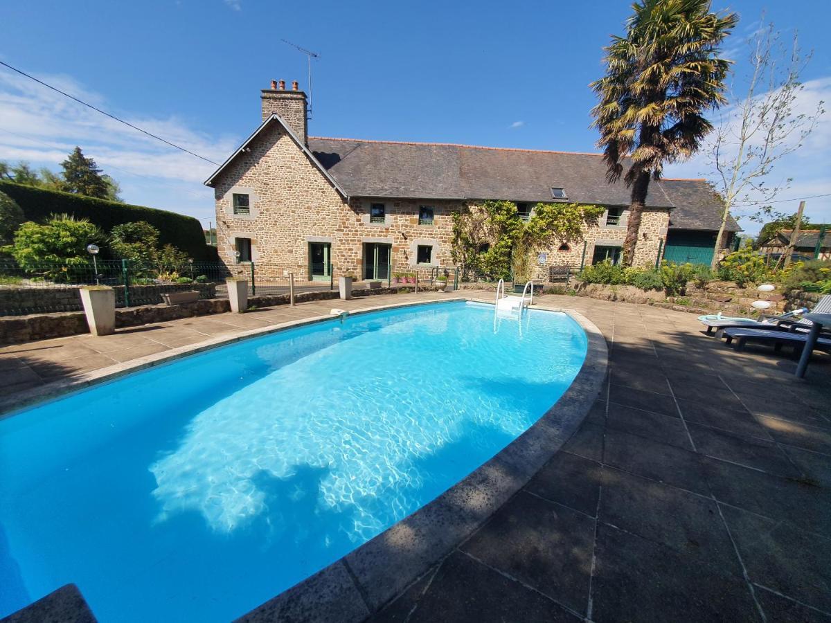 Chambres D'Hotes Avec Piscine Aux Agapanthes De Cromel - Mont Saint Michel Ngoại thất bức ảnh