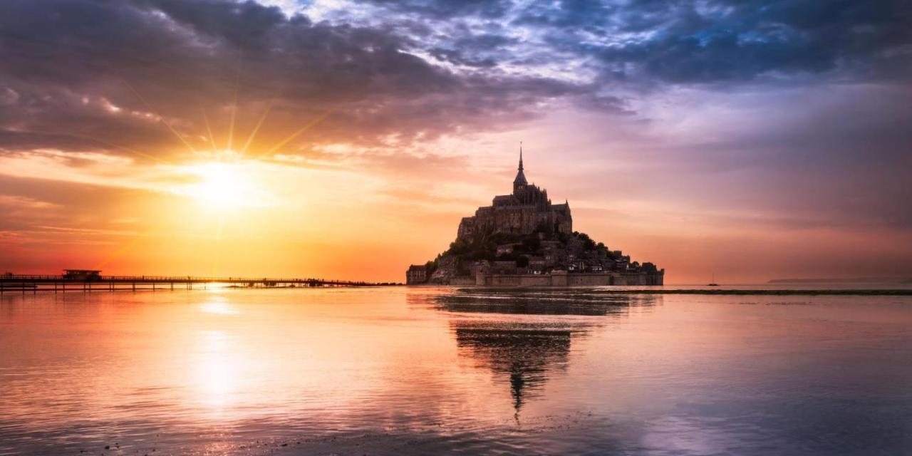 Chambres D'Hotes Avec Piscine Aux Agapanthes De Cromel - Mont Saint Michel Ngoại thất bức ảnh
