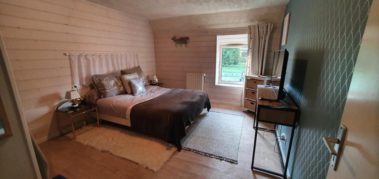 Chambres D'Hotes Avec Piscine Aux Agapanthes De Cromel - Mont Saint Michel Ngoại thất bức ảnh